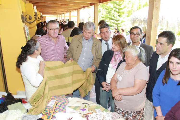 CON MASIVO ENCUENTRO DE LÍDERES CAMPESINAS DE LIMARÍ Y CHOAPA CONMEMORAN DÍA INTERNACIONAL DE LA MUJER RURAL