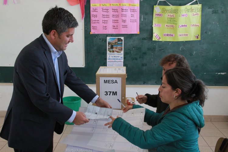 CON UNA RÁPIDA CONSTITUCIÓN DE MESAS PARTIERON ELECCIONES MUNICIPALES 2016 EN LA REGIÓN DE COQUIMBO