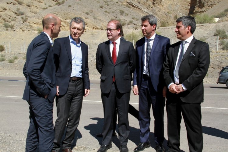 42 EMPRESAS INTERESADAS EN CONSTRUIR TÚNEL DE AGUA NEGRA