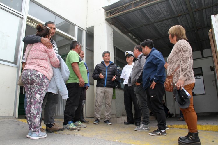 PESCADORES EXTRAVIADOS EN ALTA MAR EN COQUIMBO FUERON ENCONTRADOS EN BUEN ESTADO DE SALUD