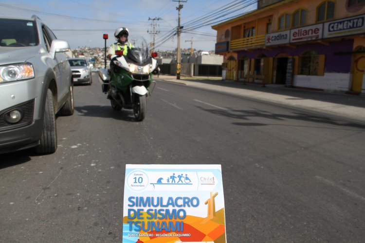 CIUDADANÍA SE ALISTA A PARTICIPAR EN SIMULACRO DE TERREMOTO Y TSUNAMI