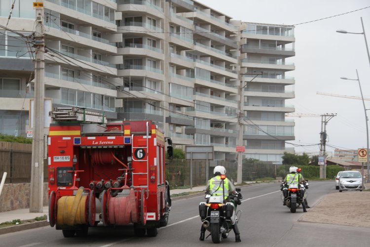 90 MIL PERSONAS EVACUARON EL BORDE COSTERO POR SIMULACRO DE TERREMOTO Y TSUNAMI