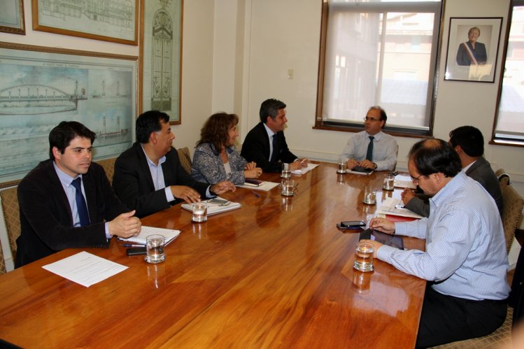 INTENDENTE IBÁÑEZ Y CORES GESTIONAN RECURSOS EN LA SUBDERE PARA AVANZAR EN 14 PROYECTOS SANITARIOS