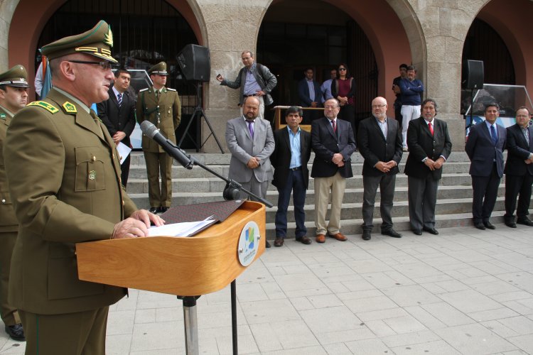 GOBIERNO REGIONAL HACE ENTREGA DE TRES NUEVOS VEHÍCULOS PARA REFORZAR LA LABOR DE CARABINEROS