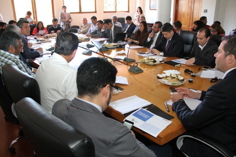 INTENDENTE IBÁÑEZ CONFORMA CONSEJO REGIONAL DE INNOVACIÓN Y COMPETITIVIDAD