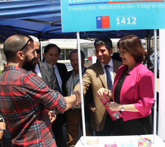 GOBIERNO LLAMA A “LEVANTAR LAS MANOS POR LA PREVENCIÓN” EN ACTO CENTRAL POR DÍA MUNDIAL DEL VIH-SIDA