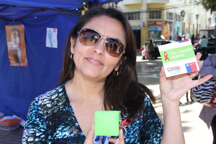 GOBIERNO LLAMA A “LEVANTAR LAS MANOS POR LA PREVENCIÓN” EN ACTO CENTRAL POR DÍA MUNDIAL DEL VIH-SIDA