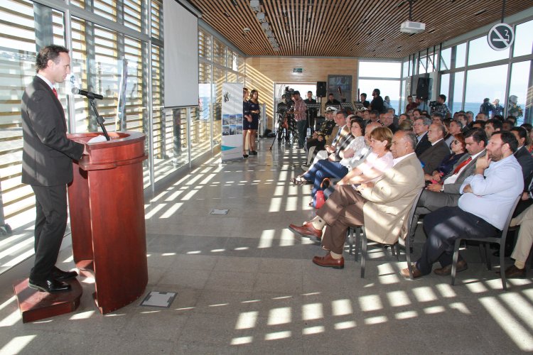 PUERTO DE COQUIMBO CUMPLE CON SU RECONSTRUCCIÓN E INICIA TEMPORADA DE LA FRUTA EN LA REGIÓN