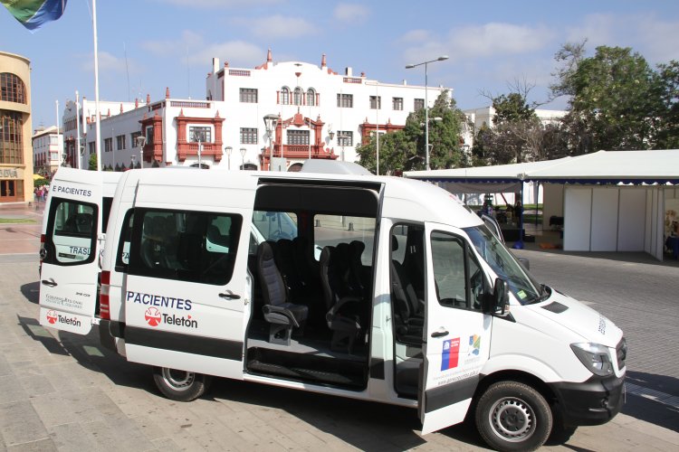 GOBIERNO REGIONAL CUMPLE COMPROMISO Y TRASPASA OFICIALMENTE 5 VEHÍCULOS A FUNDACIÓN TELETÓN