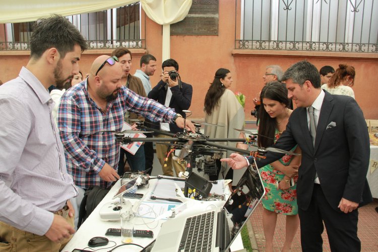 ENTREGAN MÁS DE $905 MILLONES PARA APOYAR A EMPRENDEDORES Y MICROEMPRESARIOS DE LA REGIÓN