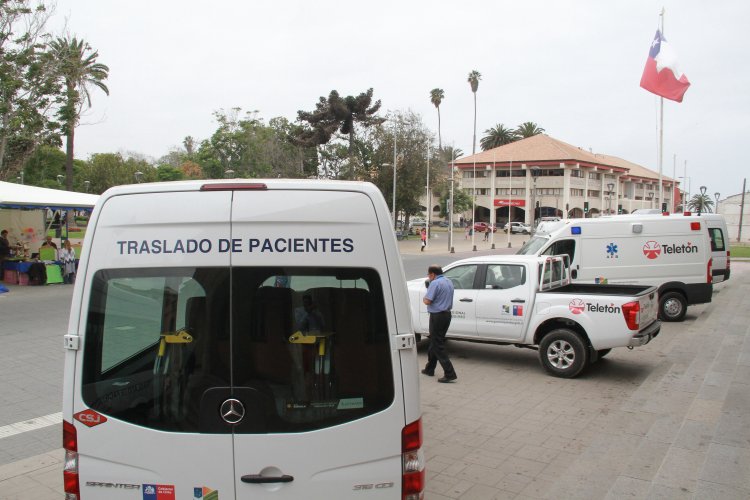 GOBIERNO REGIONAL CUMPLE COMPROMISO Y TRASPASA OFICIALMENTE 5 VEHÍCULOS A FUNDACIÓN TELETÓN