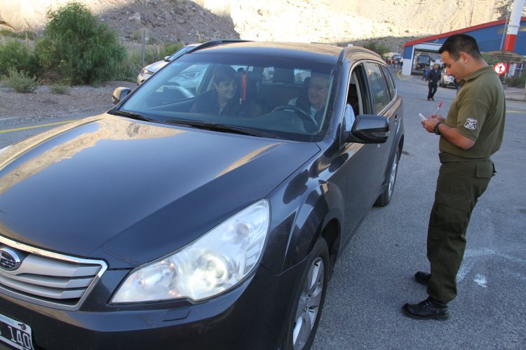 INTENDENTE IBÁÑEZ Y GOBERNADOR UÑAC ABREN PASO DE AGUA NEGRA Y PROYECTAN EXITOSA TEMPORADA TURÍSTICA