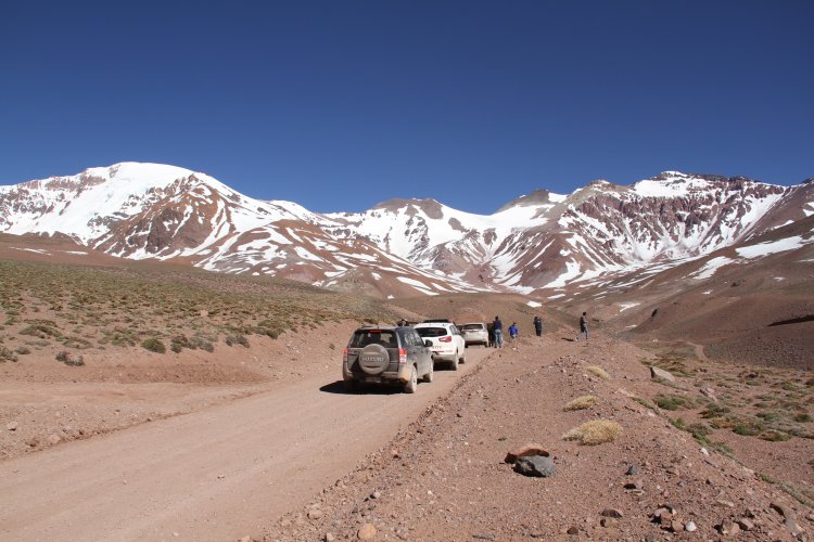 INTENDENTE IBÁÑEZ Y GOBERNADOR UÑAC ABREN PASO DE AGUA NEGRA Y PROYECTAN EXITOSA TEMPORADA TURÍSTICA