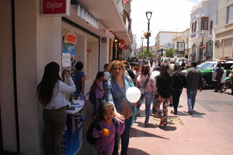 GOBIERNO Y POLICÍAS INICIAN PLAN PARA TENER UNA NAVIDAD SEGURA