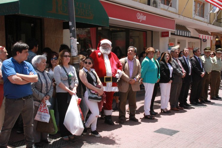 GOBIERNO Y POLICÍAS INICIAN PLAN PARA TENER UNA NAVIDAD SEGURA