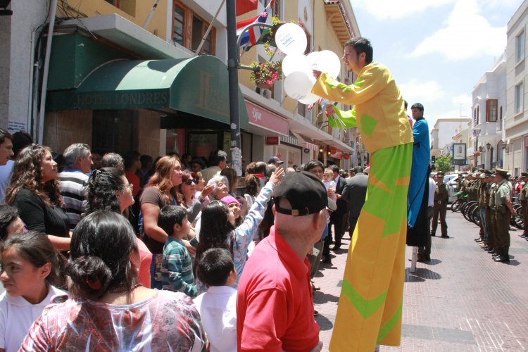 GOBIERNO Y POLICÍAS INICIAN PLAN PARA TENER UNA NAVIDAD SEGURA