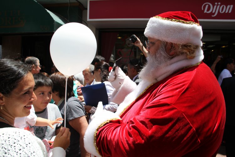 GOBIERNO Y POLICÍAS INICIAN PLAN PARA TENER UNA NAVIDAD SEGURA