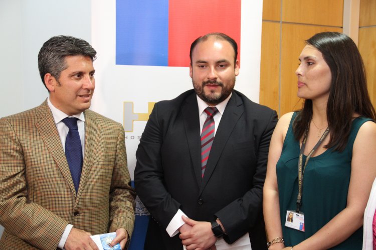 CONTINÚA ENTREGA DE PULSERAS POR FIESTA DE NAVIDAD EN COQUIMBO