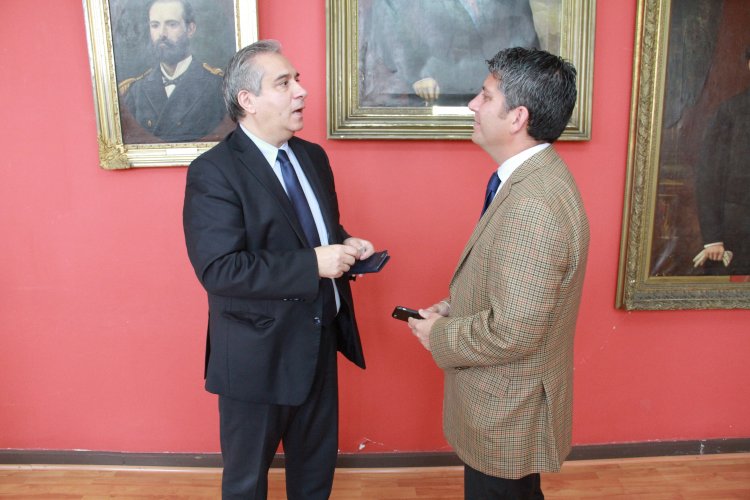 INTENDENTE IBÁÑEZ Y AGREGADO COMERCIAL DE CHILE EN COREA ANALIZAN ATRACCIÓN DE INVERSIONES Y LOCACIONES FÍLMICAS