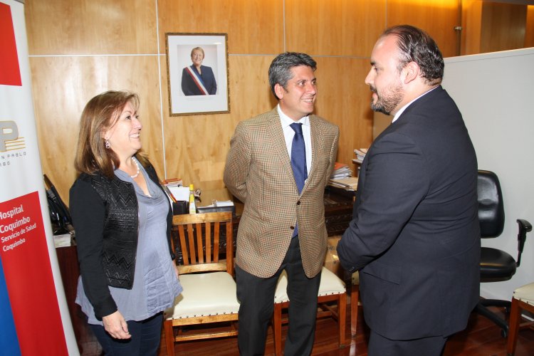 CONTINÚA ENTREGA DE PULSERAS POR FIESTA DE NAVIDAD EN COQUIMBO