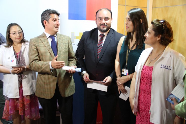 CONTINÚA ENTREGA DE PULSERAS POR FIESTA DE NAVIDAD EN COQUIMBO