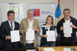GOBIERNO CAPACITARÁ EN RIEGO A PEQUEÑOS AGRICULTORES DE ATACAMA Y COQUIMBO MEDIANTE CAMPO EXPERIMENTAL EN PAN DE AZÚCAR