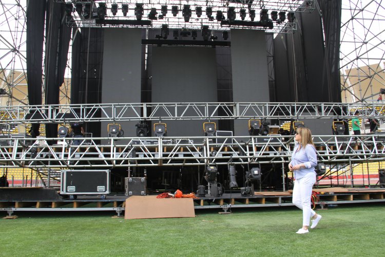 TODO LISTO PARA LA FIESTA DE NAVIDAD DE LA PRESIDENCIA 2016 MÁS GRANDE EN EL ESTADIO DE COQUIMBO