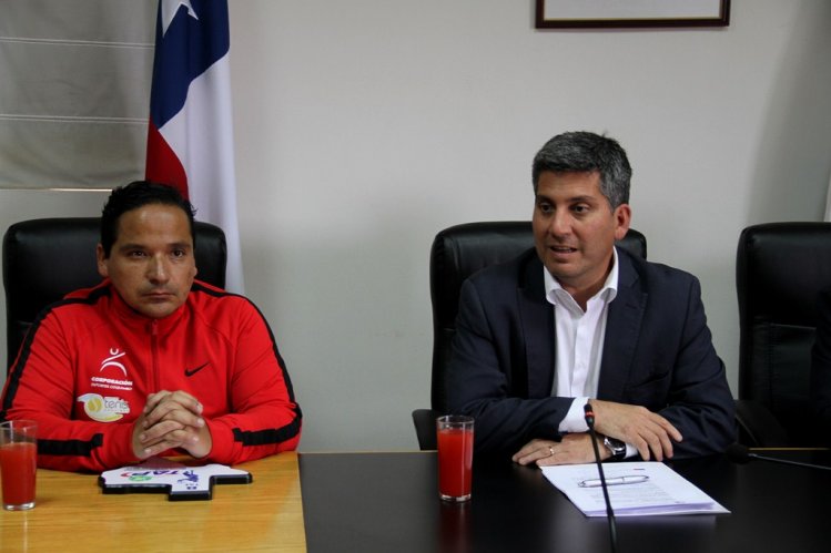 INTENDENTE IBÁÑEZ DESTACA A MUNDIALISTAS DEL TENIS ADAPTADO