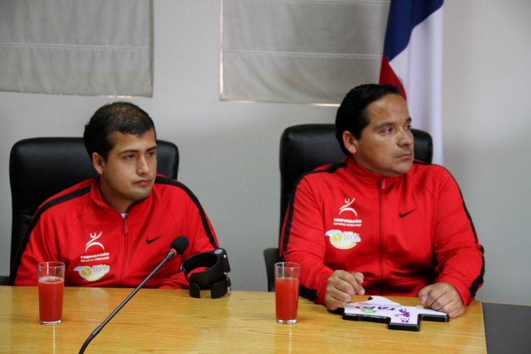 INTENDENTE IBÁÑEZ DESTACA A MUNDIALISTAS DEL TENIS ADAPTADO