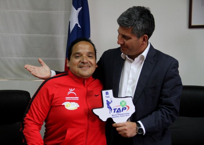 INTENDENTE IBÁÑEZ DESTACA A MUNDIALISTAS DEL TENIS ADAPTADO