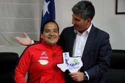 INTENDENTE IBÁÑEZ DESTACA A MUNDIALISTAS DEL TENIS ADAPTADO