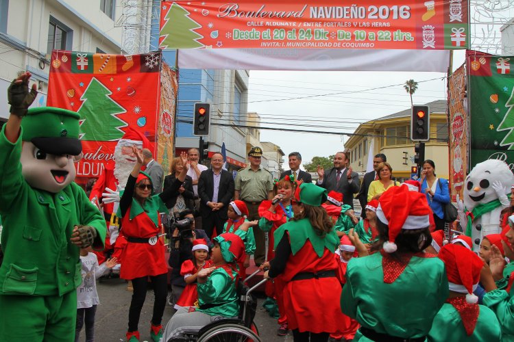 AUTORIDADES Y POLICÍAS LLAMAN AL AUTOCUIDADO PARA PREVENIR DELITOS DURANTE ESTAS FIESTAS DE FIN DE AÑO