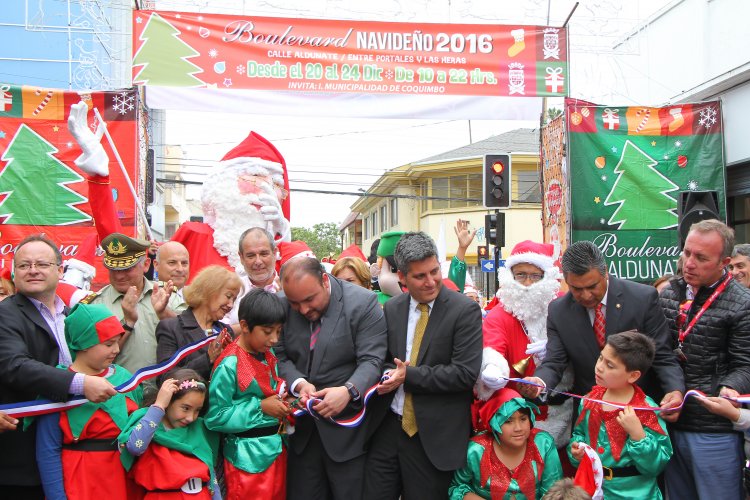 AUTORIDADES Y POLICÍAS LLAMAN AL AUTOCUIDADO PARA PREVENIR DELITOS DURANTE ESTAS FIESTAS DE FIN DE AÑO