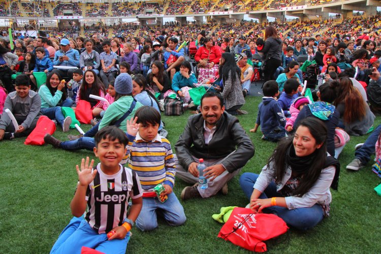 BALANCE DE LA FIESTA DE NAVIDAD DESTACA ELEMENTOS DE INCLUSIÓN PARA EL DISFRUTE DE PERSONAS NO VIDENTES Y SORDOMUDAS