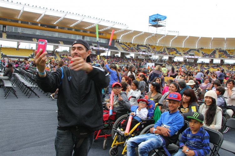 BALANCE DE LA FIESTA DE NAVIDAD DESTACA ELEMENTOS DE INCLUSIÓN PARA EL DISFRUTE DE PERSONAS NO VIDENTES Y SORDOMUDAS