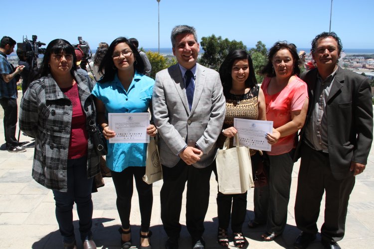 RECONOCEN ESFUERZO DE ESTUDIANTES PARA ALCANZAR PUNTAJES NACIONALES EN PSU