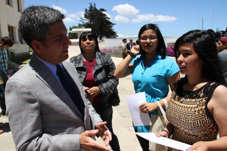 RECONOCEN ESFUERZO DE ESTUDIANTES PARA ALCANZAR PUNTAJES NACIONALES EN PSU