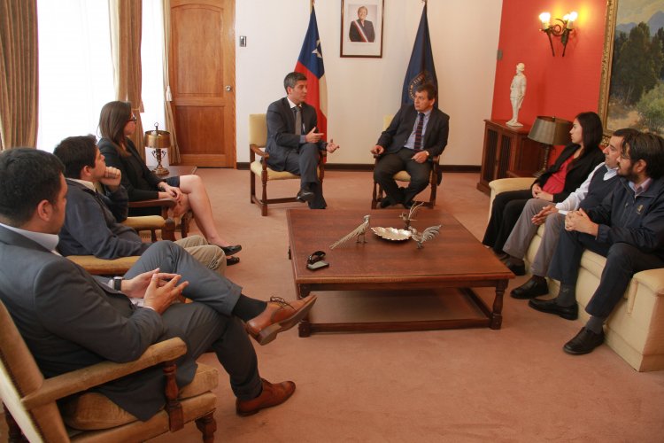 GOBIERNO REGIONAL MEJORA CONDICIONES LABORALES