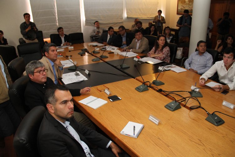 EN VOTACIÓN UNÁNIME SERVICIOS APRUEBAN LA CENTRAL DE RESPALDO EN COMBARBALÁ