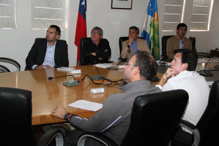 EN VOTACIÓN UNÁNIME SERVICIOS APRUEBAN LA CENTRAL DE RESPALDO EN COMBARBALÁ