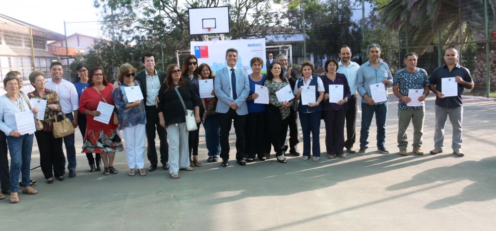 FAMILIAS DE LA SERENA RECIBEN SUBSIDIOS PARA AHORRO ENERGÉTICO Y MEJORAMIENTO DE VIVIENDAS