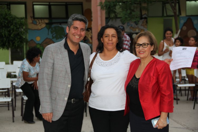 FAMILIAS DE VICUÑA RECIBEN SUBSIDIOS PARA EL AHORRO ENERGÉTICO