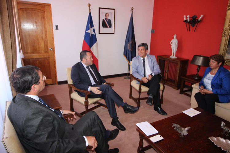 INTENDENTE IBÁÑEZ SE REÚNE CON FISCAL REGIONAL PARA ENTREGAR ANTECEDENTES SOBRE INCENDIOS FORESTALES EN ELQUI