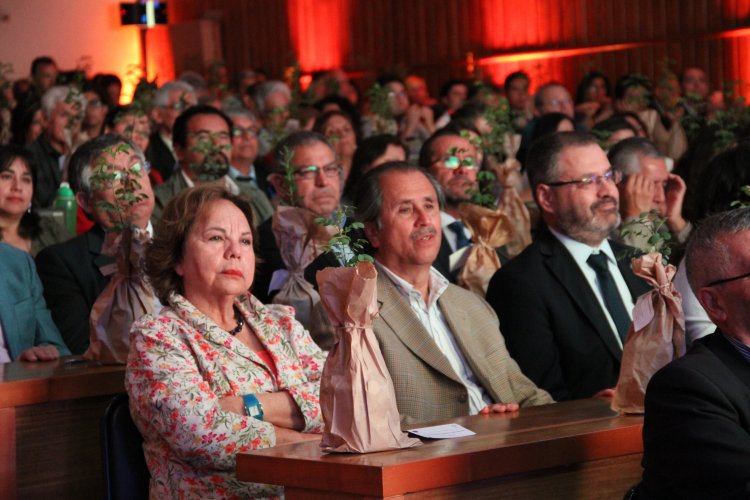 EXPERTOS INTERNACIONALES ACERCAN LA CIENCIA A LA COMUNIDAD EN II CONGRESO DEL FUTURO
