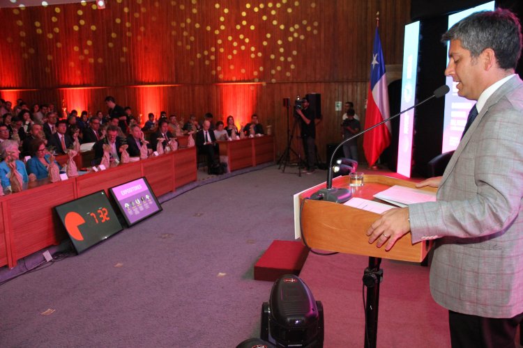 EXPERTOS INTERNACIONALES ACERCAN LA CIENCIA A LA COMUNIDAD EN II CONGRESO DEL FUTURO