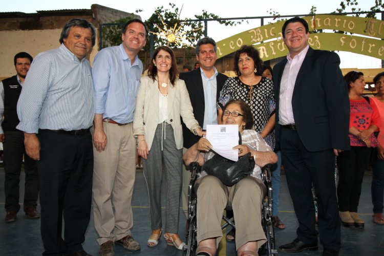 MÁS DE 400 FAMILIAS DE OVALLE RECIBIERON SUBSIDIOS PARA EL AHORRO ENERGÉTICO Y MIEJORAMIENTO DE VIVIENDAS