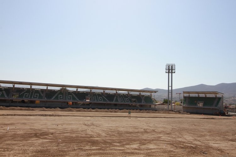 ESTADIO DE OVALLE ESTARÁ TERMINADO A MEDIOS DE ESTE AÑO