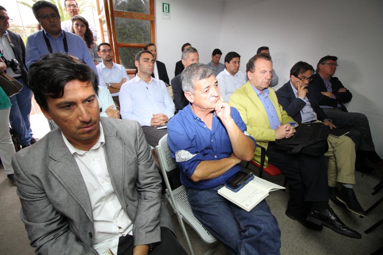 CONSTRUCTORAS LOCALES CONOCEN PROYECTO HABITACIONAL PARA LAS FAMILIAS QUE PERMANECERÁN EN BAQUEDANO