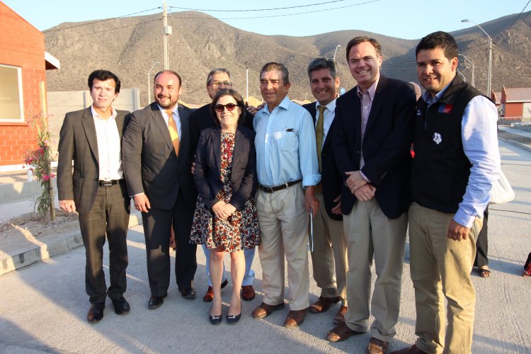 FAMILIAS DE BAQUEDANO RECIBEN SUBSIDIOS PARA ACCEDER A VIVIENDAS EN ZONA SEGURA