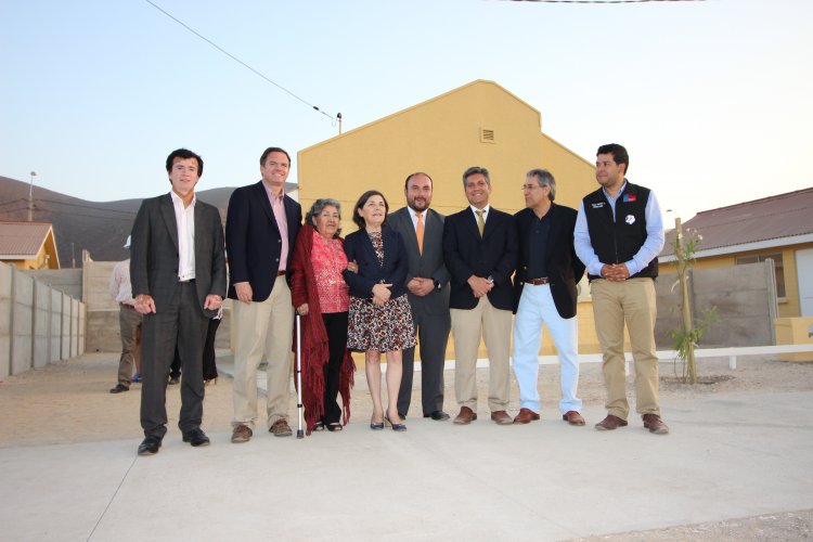 FAMILIAS DE BAQUEDANO RECIBEN SUBSIDIOS PARA ACCEDER A VIVIENDAS EN ZONA SEGURA